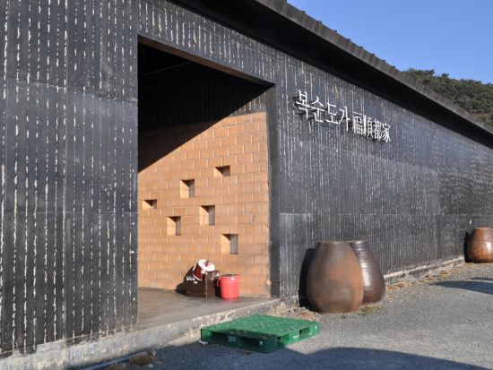 釜山近郊伝統の街「蔚山（ウルサン）」1日ツアー　韓国3大名刹・通度寺（トンドサ）＋彦陽ブルゴギランチ＜1日／日本語ガイド／ホテル送迎付＞