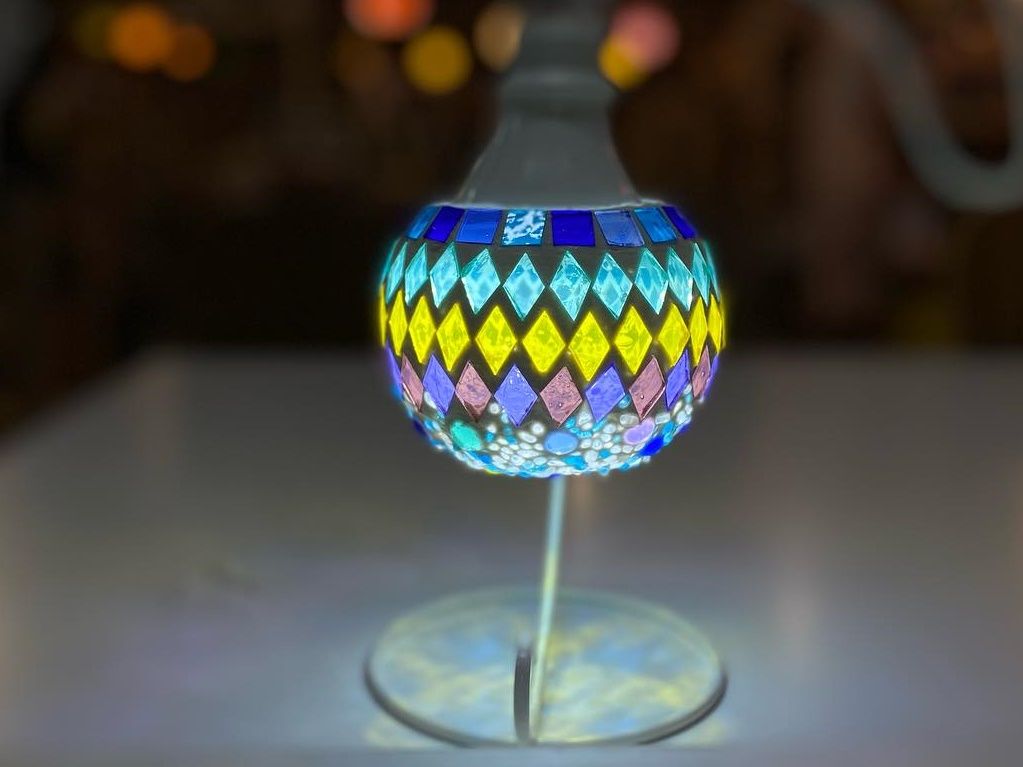 帯広モザイクランプ制作体験 世界に1つだけのランプを作ろう！コロンと