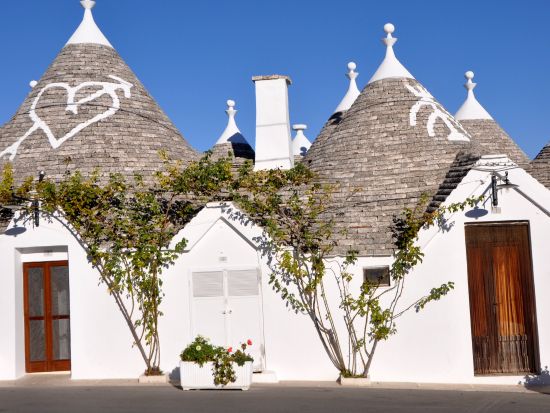 【プライベートツアー】ナポリから行く！アルベロベッロ＆マテーラ1日観光＜車貸切／日本語ガイドありorなし／ナポリ発＞ by Zenzero