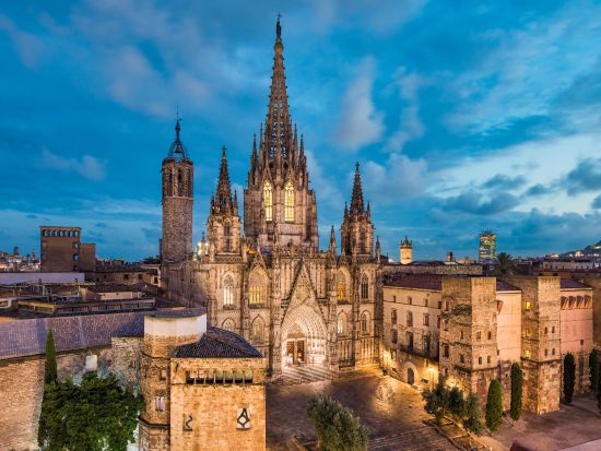 バルセロナ タパスツアー　2軒のバル巡り＆旧市街散策　初めてでも安心！日本語ガイドと一緒に好きなだけ選べるタパスやドリンク＜日本語＞by Mybus