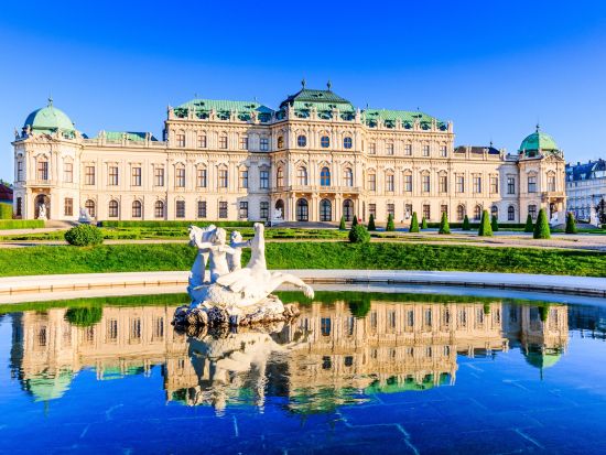 ウィーン半日観光ツアー　ベルベデーレ宮殿 クリムト鑑賞＆トラム乗車体験付き ＜貸切／日本語ガイド＞