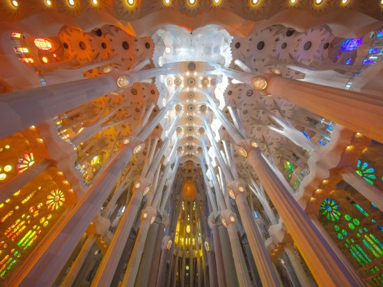 塔への入場確約！世界遺産サグラダ・ファミリア入場　日本語ガイド貸切ツアー＜貸切／午前または午後／日本語＞by Mybus