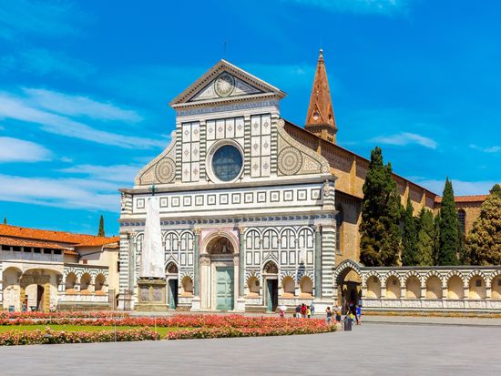 Florence_SantaMariaNovella_shutterstock_287374457