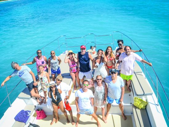 プンタカナ日帰りツアー　セノーテ＋セーリングクルーズ＋シュノーケリングを満喫！＜約3時間／英語／プンタカナ市内発着＞