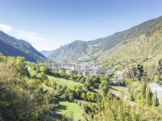 Andorra_Andorra La Vella_shutterstock_235342033