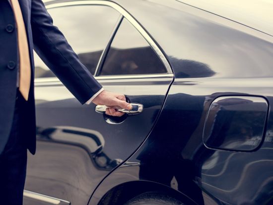 【空港送迎】マイアミ国際空港 ⇔ ダウンタウン・マイアミ地区またはマイアミビーチ地区 ＜貸切／英語ドライバー＞