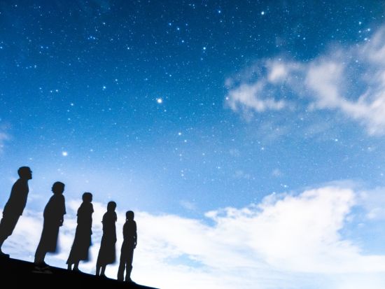 星空フォトツアー  満点の星空と一緒に記念撮影！ 一生の思い出を刻む瞬間を捉えます＜当日予約OK／古宇利島＞