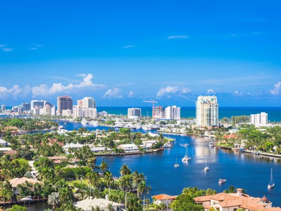 【空港送迎】マイアミ ⇔ フォートローダーデール ＜貸切／英語ドライバー＞