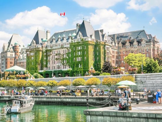 ビクトリアとブッチャートガーデン　1日観光ツアー ＜多言語オーディオガイド／バンクーバー発＞