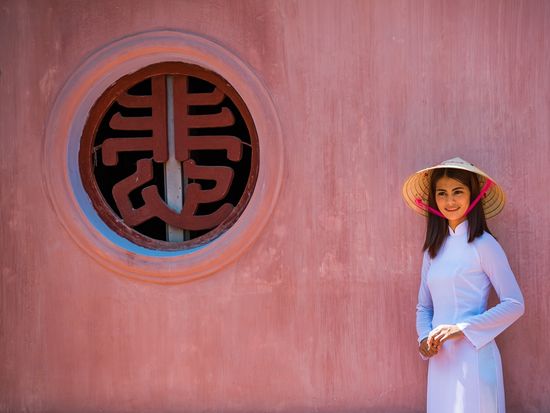 Vietnam_Hue_Thien Mu Temple_shutterstock_529780504
