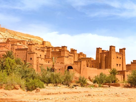 世界遺産アイト・ベン・ハッドゥ1日ツアー！ワルザザートのカスバ＆映画スタジオ見学付き＜昼食付きプランあり／英語ガイド／マラケシュ発＞