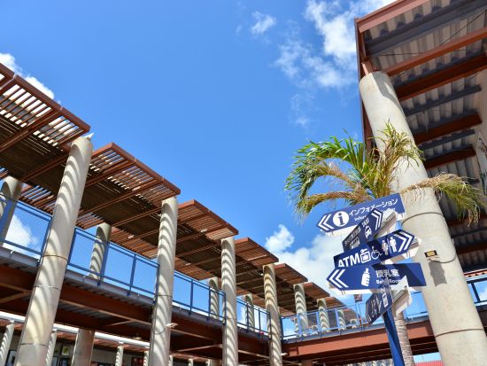 沖縄モノレール 有効期間内なら何度も乗り降り可能！ゆいレール終日乗車券＋割引クーポン 東京バス1日乗り放題付きチケットも＜乗り放題＞