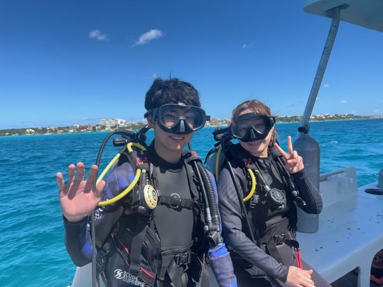 初心者でも安心！MUSA水中美術館（海底美術館）で体験ダイビング！お魚いっぱいサンゴ礁ポイントを訪問＜貸切／ボート／2ダイブ／水中写真プレゼント＞