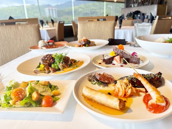 ロイズ(Roy's)レストラン　食事券＆事前予約　ワイキキで楽しめるハワイクイジーン料理＜夕食／ワイキキビーチウォーク店＞