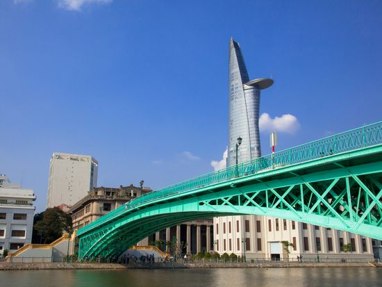 Vietnam_Ho Chi Minh_Saigon Skydeck_pixta_6388663