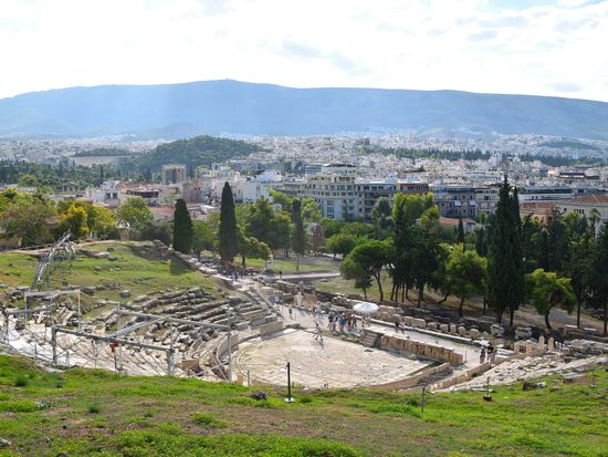 Acropolis_Theatre of Dionysus_pixta_111532841_M