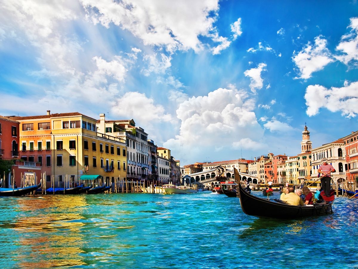 ベネチアのゴンドラ | イタリア 旅行の観光・オプショナルツアー予約