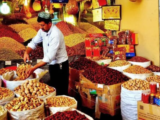 【新彊紀行・西域探訪】ウルムチ＋オアシス都市トルファン 中国のスイス「天山天池」にも訪れる2泊3日宿泊ツアー！＜専用車＋日本語ガイド／ウルムチ空港発着＞