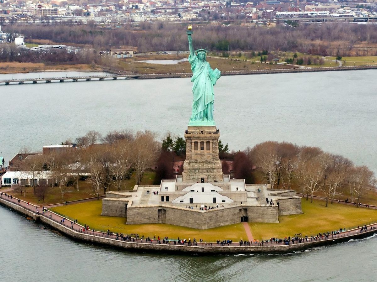 激レア new york ニューヨーク　特大ワッペン　自由の女神　ビンテージ 71Nm-edMPRL._AC_UF894,