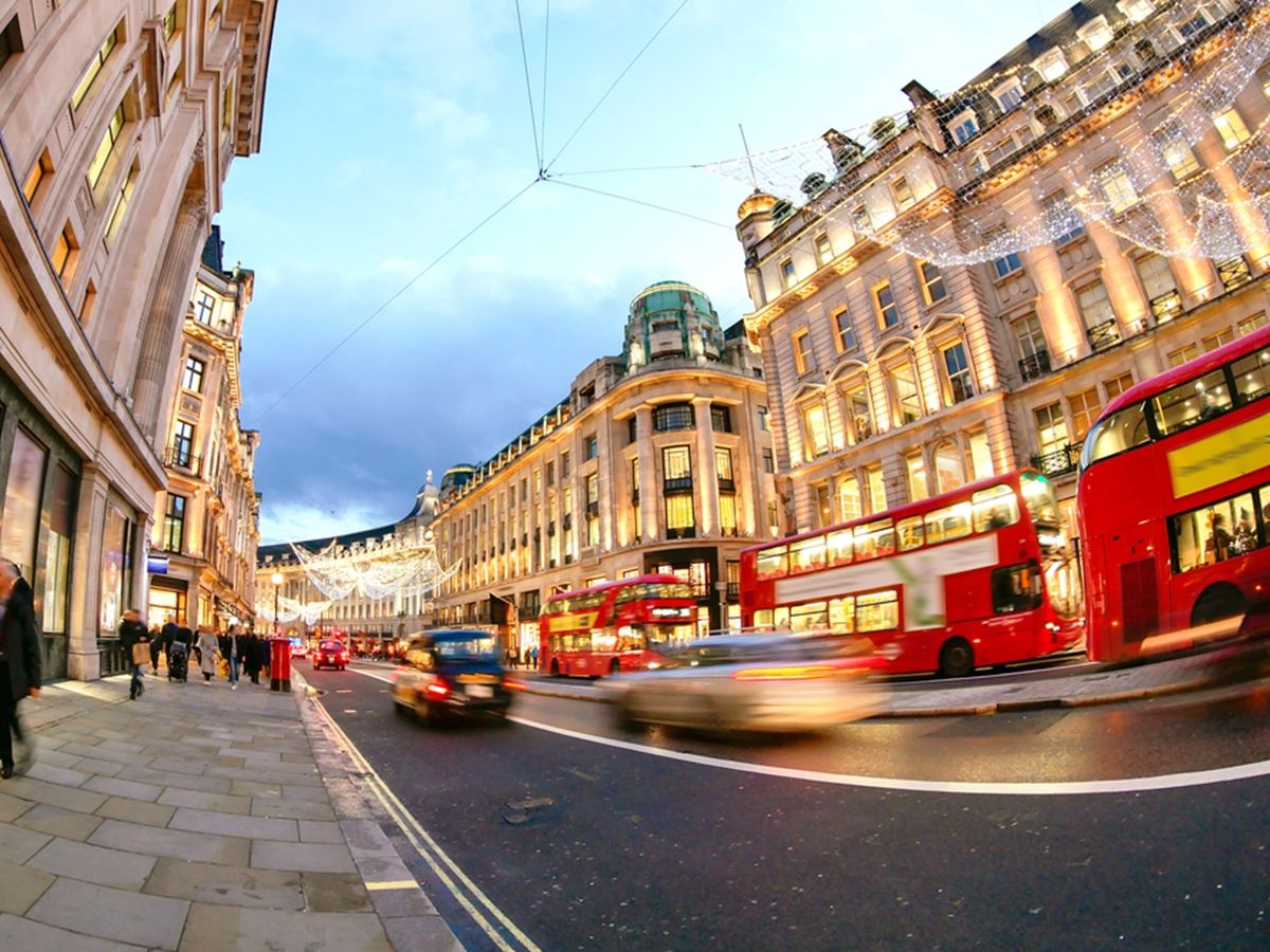 バッキンガム宮殿 | ロンドン 旅行の観光・オプショナルツアー予約