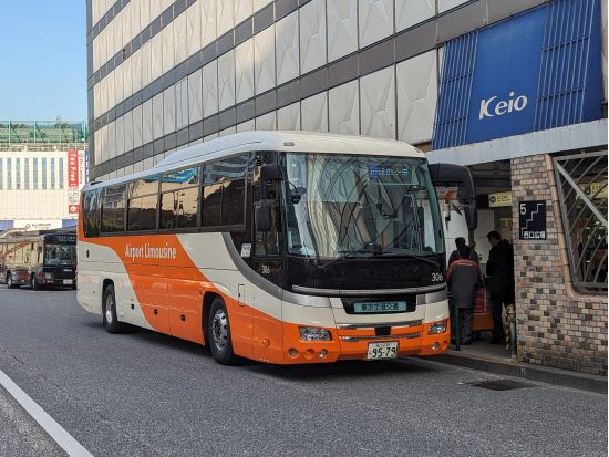 【羽田空港出発】Airport Limousine Bus ～東京都心へスムーズに移動可能なリムジンバス～