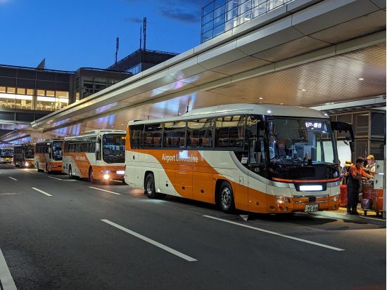 【成田空港到着】Airport Limousine Bus ～東京都心から空港へスムーズに移動可能なリムジンバス～