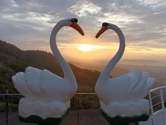 コタキナバル半日観光ツアー　必見の3大モスクと絶景サンセットスポットを観光 ＜日本語ガイド／コタキナバル発＞ 