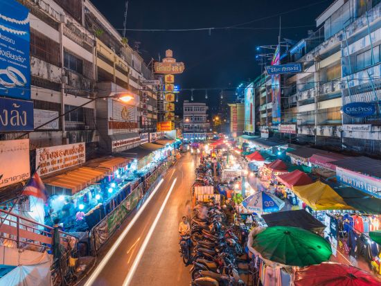 ウォロロット・マーケット　ミシュラン・フード・ウォーキングツアー　事前予約