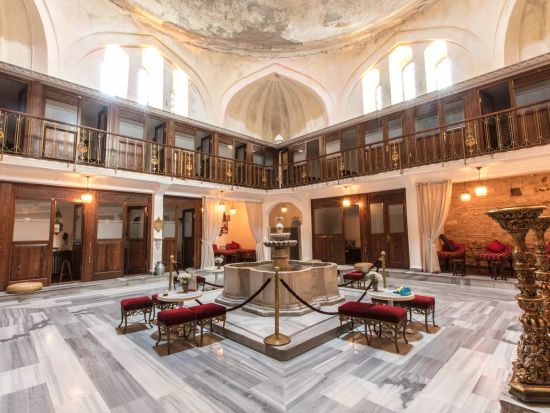 イスタンブール旧市街 「ジャーロール・ハマム (Cagaloglu Hammam)」事前予約サービス