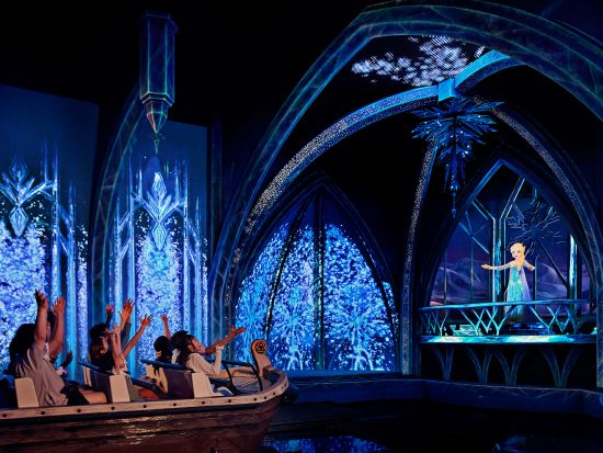 香港ディズニーランド パーク・チケット　事前購入でスムーズに入場！＜1デー・パーク・チケット＞