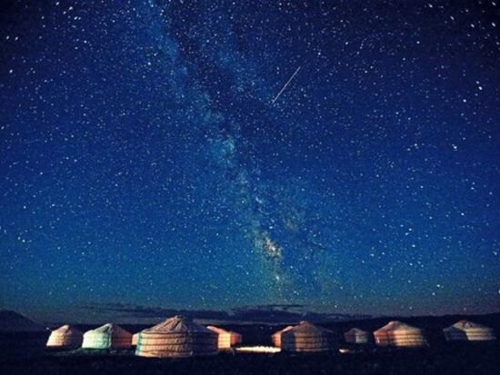 【4泊5日 or 5泊6日】ゴビ砂漠ゲルキャンプ宿泊！3大絶景ヨリーン・アム＆ホンゴル砂丘＆バヤンザグ満喫＜食事付き／日本語ガイド／チンギスハーン国際空港発着＞