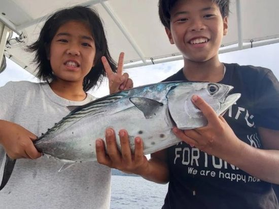 船釣り体験ツアー　手ぶらでOK！穏やかな大島海峡でのんびりフィッシング ＜3時間または6時間／瀬戸内町＞ by ダンデライオン奄美