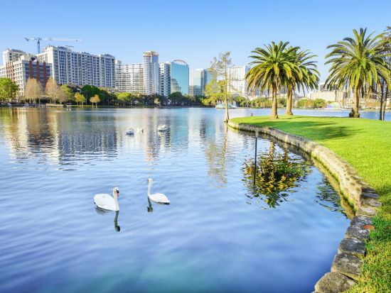 オーランド市内　貸切観光チャーター ＜日本語ドライバーガイド＞