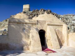 Fujairah_Al Badiyah Mosque_shutterstock_738106345