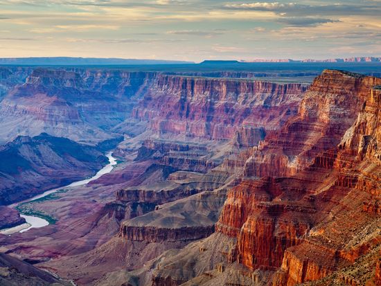 USA_Arizona_Grand Canyon_desert point_shutterstock_88020118