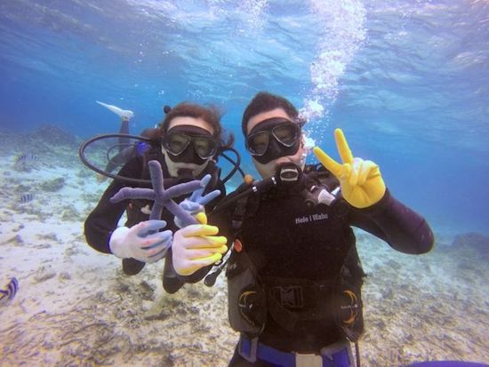 【ベストプライス】クマノミ城ボート体験ダイビング 完全貸切！たくさんの可愛いお魚に囲まれて気分は竜宮城！SNS映え無料撮影サービスあり◎＜約2時間／恩納村＞