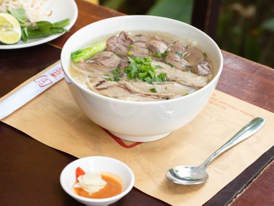 3つの世界遺産を巡る！古都フエ＋ミーソン遺跡＋夜のホイアン観光ツアー　手漕ぎボート＆灯篭流し体験可＜日本語／マダムランの昼食／ダナン・ホイアン発／空港お送り可＞