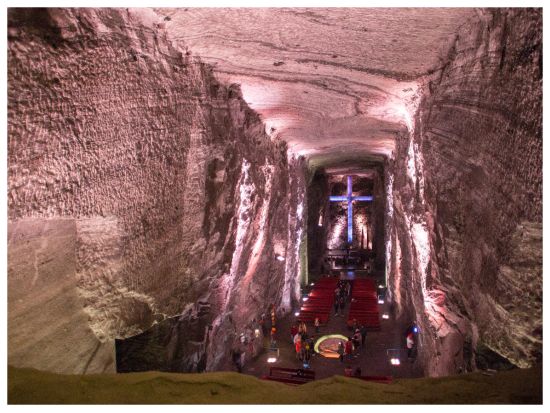 ソルト大聖堂ジパキラ: ファストレーンチケット by Tiqets