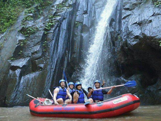 テガラランの棚田ツアー　事前予約