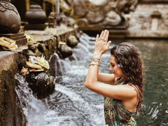 ティルタエンプル寺院プライベートツアー　事前予約