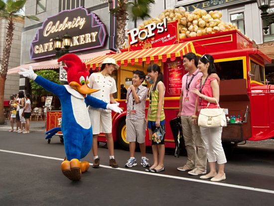 ユニバーサル・スタジオ・シンガポール　VIPエクスペリエンス ガイドツアー＜英語／入場チケット＆ユニバーサル・エクスプレスパス付＞