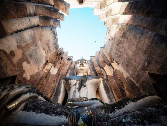 スコータイ1泊2日ツアー　ピサヌローク寺院巡り＋スコータイ歴史公園＜日本語ガイド／往復航空券付き／バンコク発＞