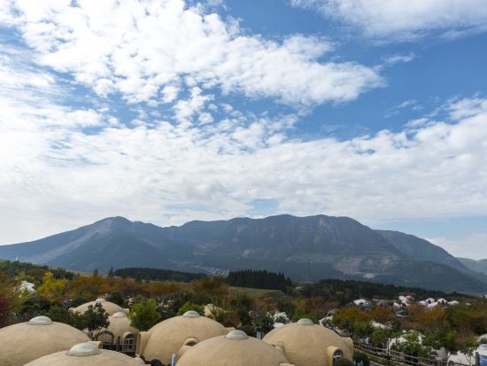 路線バスで行く 阿蘇ファームランド＆阿蘇山上の雄大な自然を満喫する旅＜昼食付／熊本桜町バスターミナル・熊本駅・阿蘇くまもと空港発＞