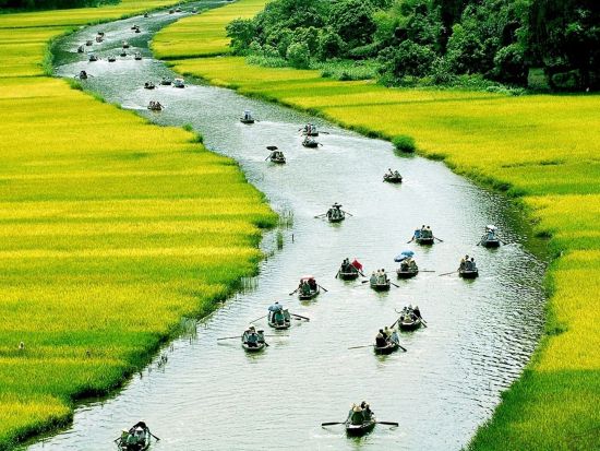 古都ホアルー＋タムコック＋ムア洞窟観光ツアー 陸のハロン湾で小舟クルーズ ＜サイクリング付き／昼食付き／英語ガイド／ハノイ発＞