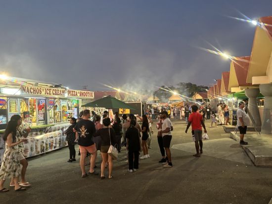 チャモロビレッジ・ナイトマーケット　シャトルチケット＜3時間有効／Eチケット対応＞by Lam Lam Tours and Transportation