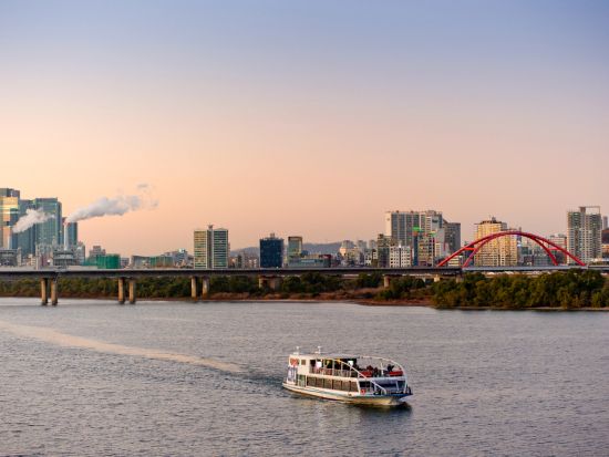 漢江ナイトクルーズ　ライブ公演や噴水ショー、花火観賞、サンセットなど選べるプラン ＜汝矣島（ヨイド）発＞