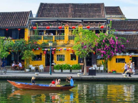 五行山＆世界遺産ホイアン旧市街　日帰りツアー ＜夕食付き／英語ガイド／ダナン発＞