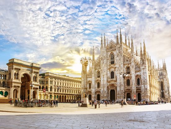 Piazza del Duomo_shutterstock_662857045