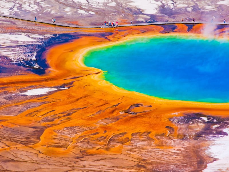 USA_Wyoming_Yellowstone National Park Grand Prismatic Spring_shutterstock_124808023