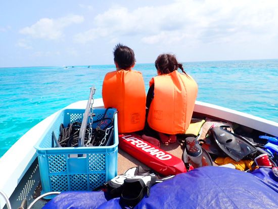 マリンジェット・和船チャーターツアー 完全貸切！シュノーケリング＋GoProレンタル付＜半日 or 全日／1～8名／2歳～参加OK／送迎あり／石垣島＞